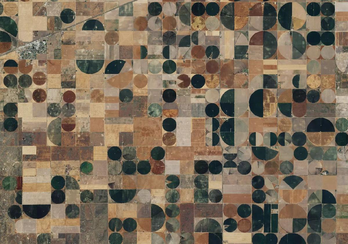 Irrigation Circles in Kansas (37.4, -100.9), Mapbox Static API