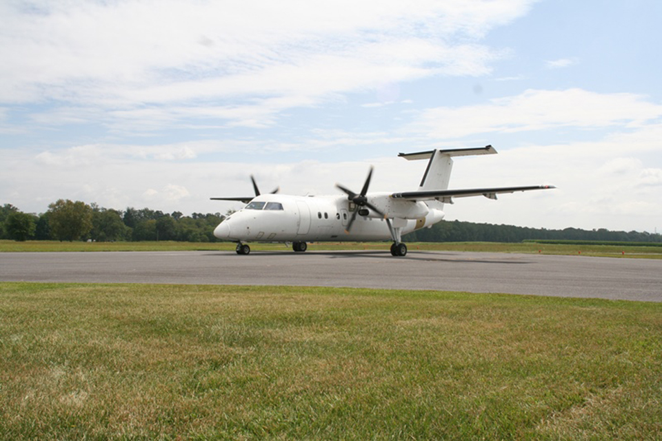 DHC-8-102